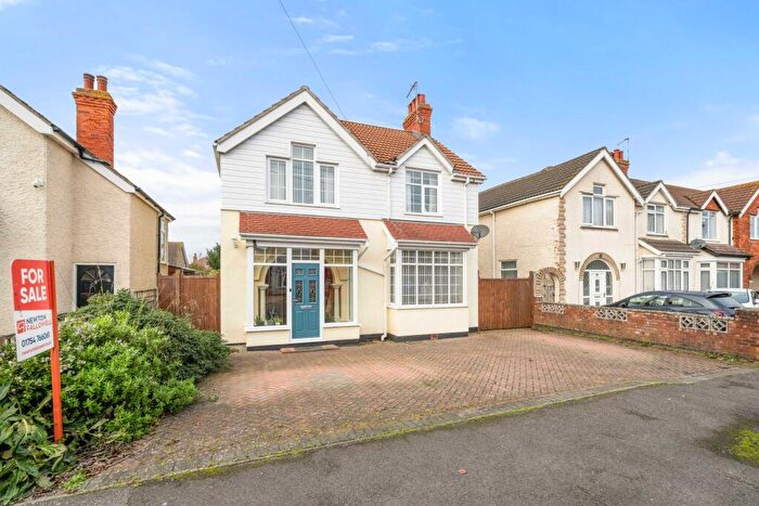 4 Bedroom Detached House For Sale In Sunningdale Drive, Skegness, PE25