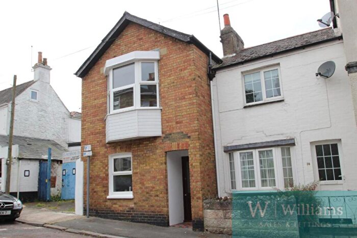 3 Bedroom End Of Terrace House To Rent In Nelson Street, Ryde, PO33