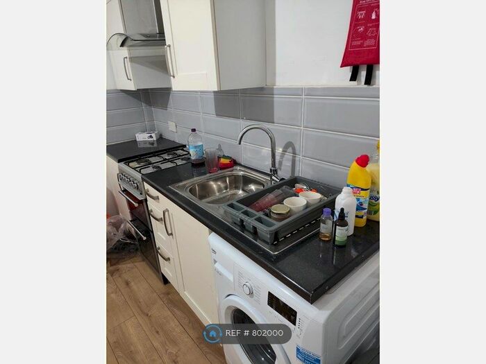 Studio To Rent In Moseley Road, Birmingham, B12