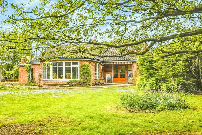 3 Bedroom Detached Bungalow For Sale In Boughton Road, Stoke Ferry, King's Lynn, PE33