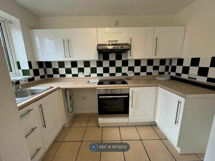 2 Bedroom Terraced House To Rent In Nevis Close, Sparcells, Swindon, SN5