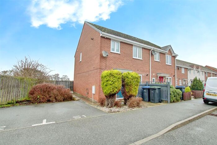 3 Bedroom End Of Terrace House For Sale In Hilltop View, Langley Park, Durham, DH7