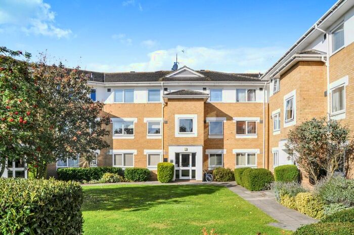 2 Bedroom Apartment To Rent In Grange Court, Wood Street, Chelmsford, CM2
