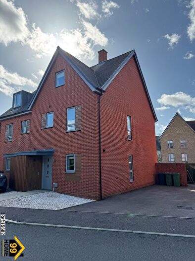 4 Bedroom Semi-detached House For Sale In John Amoore Lane, Ashford, Kent, TN23