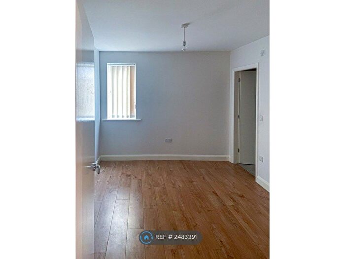 1 Bedroom Flat To Rent In Duke Street, Doncaster, DN1