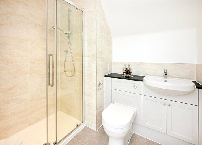 5 Bedroom Detached House For Sale In The Brooks, Clayhill Road, Burghfield Common, Reading, RG7