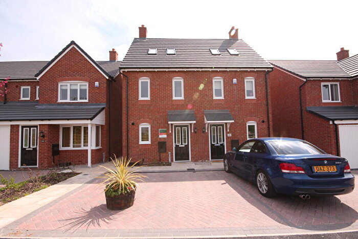 3 Bedroom Semi-Detached House To Rent In Bamburgh Drive, Buckshaw Village, PR7