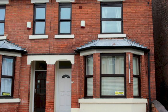 6 Bedroom Terraced House To Rent In Kimbolton Avenue, Nottingham, NG7