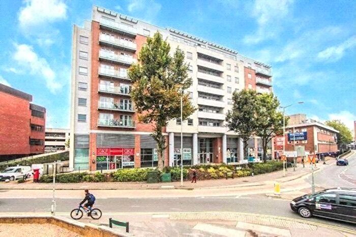 2 Bedroom Flat For Sale In Wilmington Close, Watford, WD18