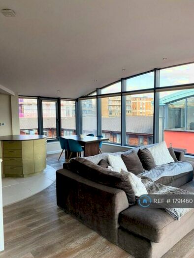 2 Bedroom Penthouse To Rent In Reservoir Studios, London, E1W