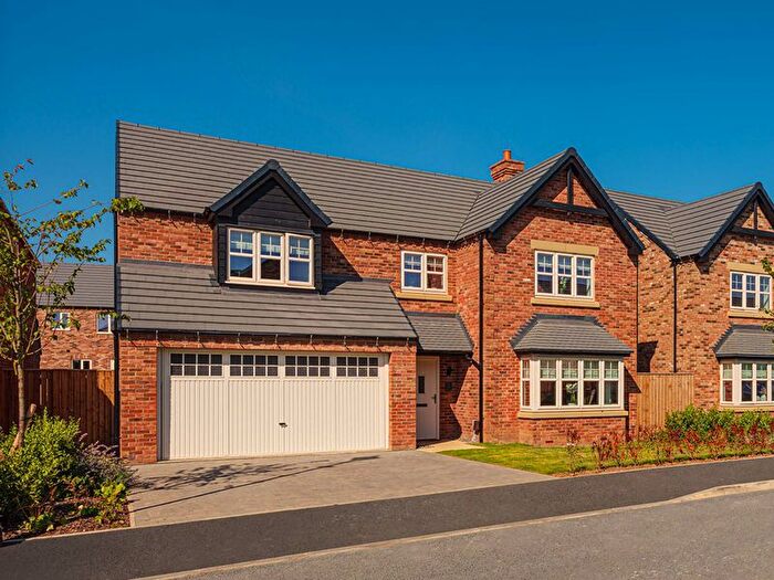 5 Bedroom Detached House For Sale In Thirsk Road, Kirklevington, Yarm, TS15