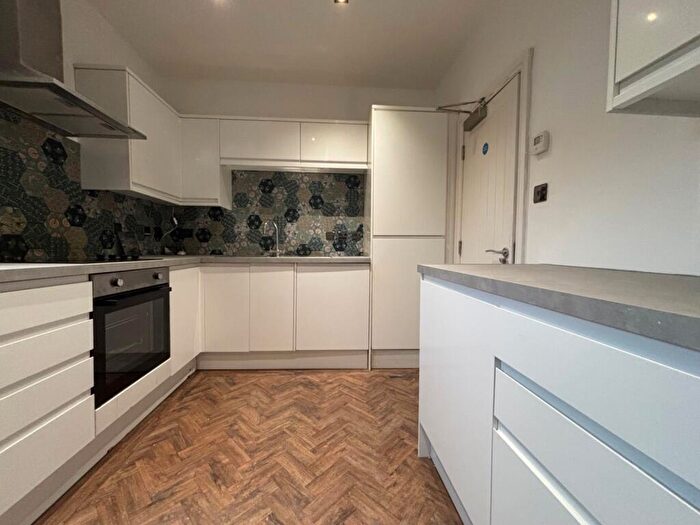 5 Bedroom Apartment To Rent In Salisbury Road, Cathays, CF24