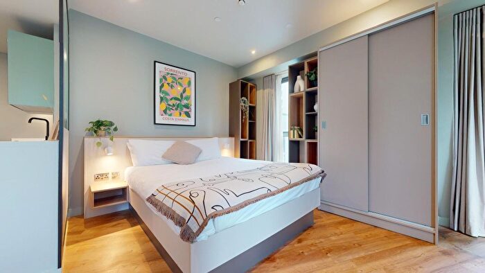 Studio To Rent In First Way, Wembley, HA9