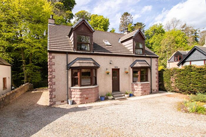 4 Bedroom Detached House For Sale In The Waters, Auchenblae, AB30