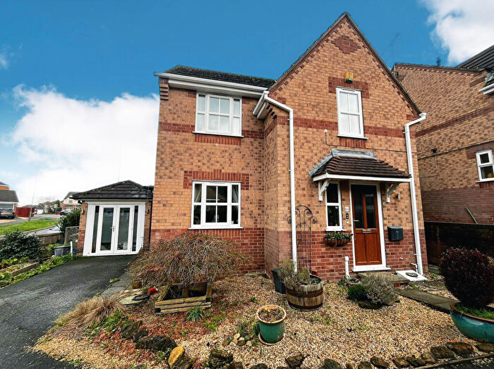 3 Bedroom Detached House For Sale In Laceyfields Road, Heanor, Derbyshire, DE75