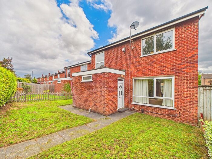 3 Bedroom Detached House For Sale In Cherrytree Walk, Yaxley, Peterborough, PE7
