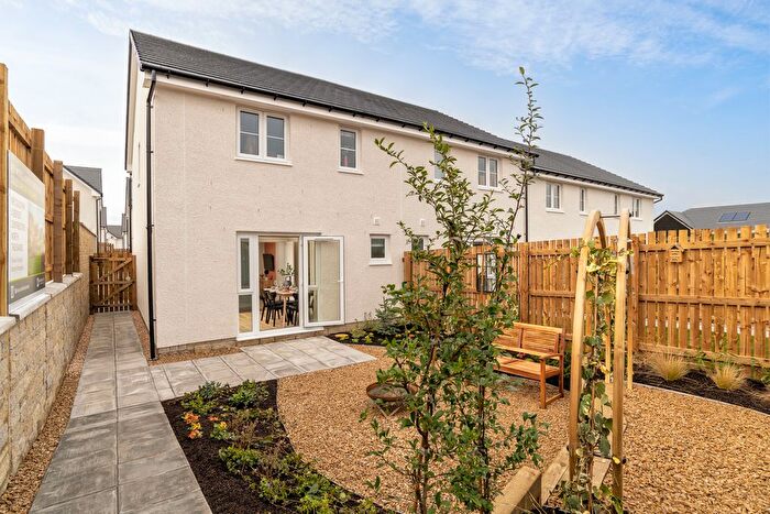3 Bedroom End Terrace House For Sale In "Cupar" At Murieston, Livingston, EH54
