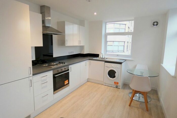 2 Bedroom Flat To Rent In Cross Street, Preston, PR1