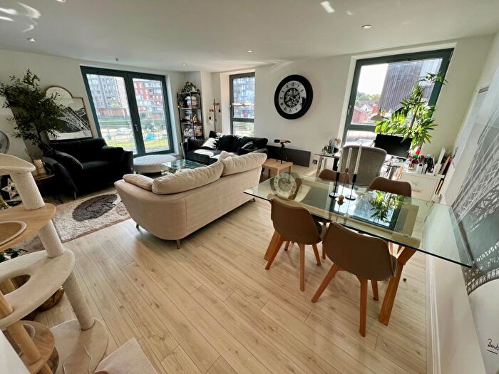 3 Bedroom Apartment For Sale In The Winerack, Ipswich Waterfront, IP4