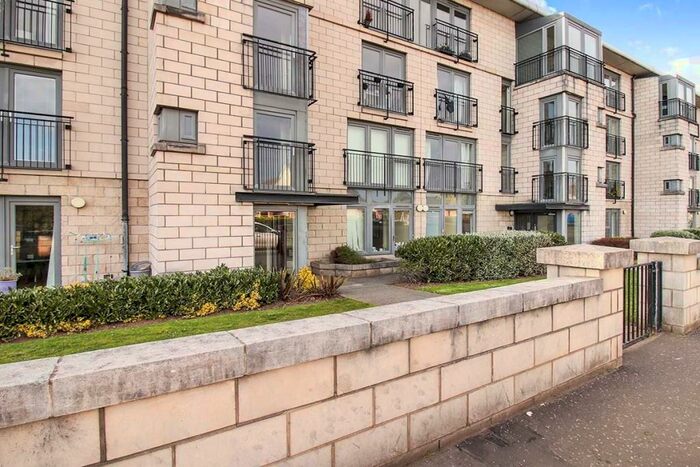 3 Bedroom Flat To Rent In West Granton Road, Edinburgh, EH5