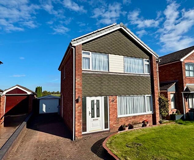 3 Bedroom Detached House For Sale In Danefield Road, Holmes Chapel, CW4