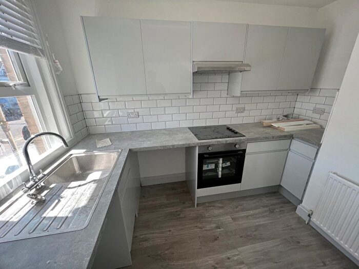 1 Bedroom Studio To Rent In Westby Road, Bournemouth, BH5