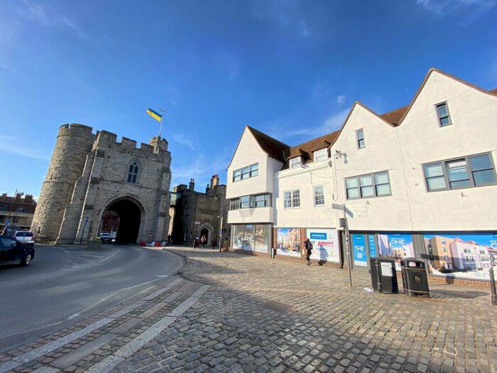 1 Bedroom Flat To Rent In The Barrett Building -, CT1