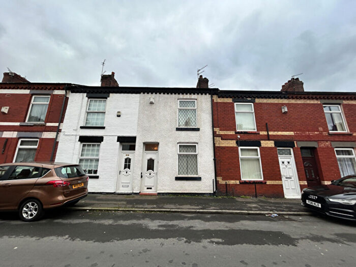 2 Bedroom Terraced House For Sale In Madison Street, Manchester, M18