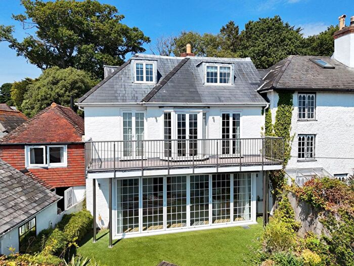 4 Bedroom Mews For Sale In Undershore Road, Lymington, SO41