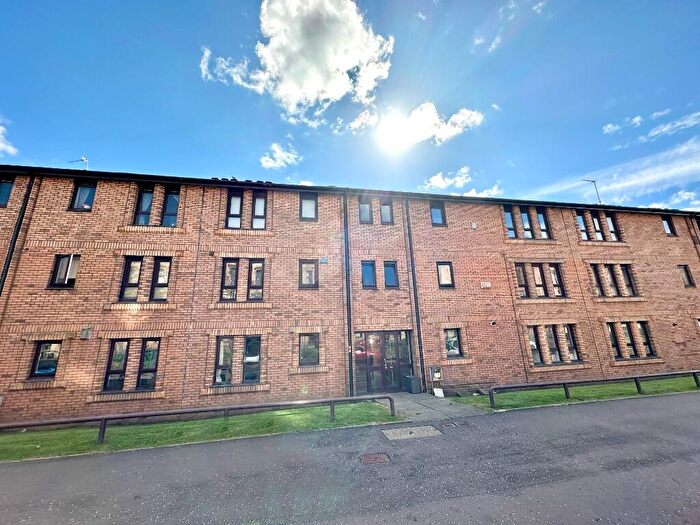 2 Bedroom Flat To Rent In Raeberry Street, West End, Glasgow, G20