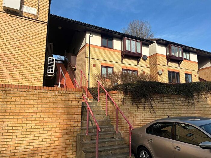 1 Bedroom Flat To Rent In Arbrook Avenue, Bradwell Common, Milton Keynes, MK13