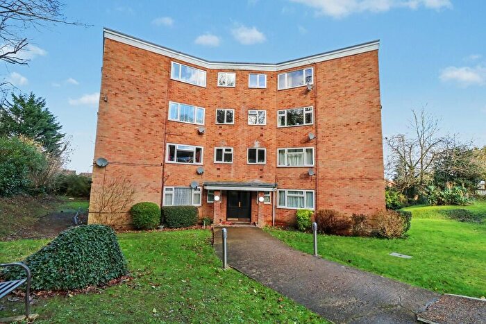 1 Bedroom Apartment To Rent In Runnymede Court, West End, SO30