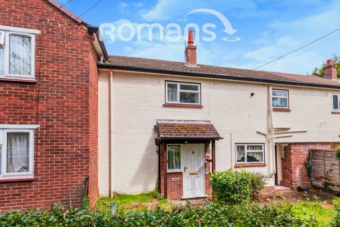 3 Bedroom Terraced House To Rent In Norreys Drive, SL6