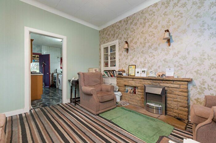 2 Bedroom Detached Bungalow For Sale In Aurs Road, Barrhead, G78