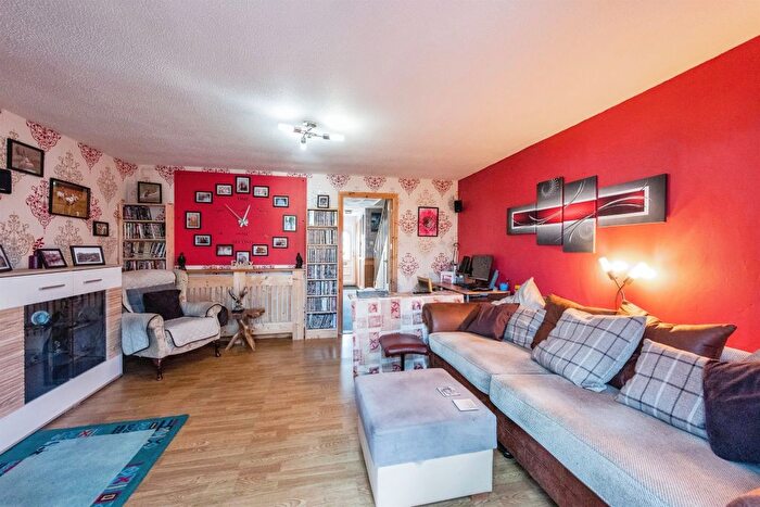 3 Bedroom Terraced House For Sale In Ripon Way, Thetford, IP24