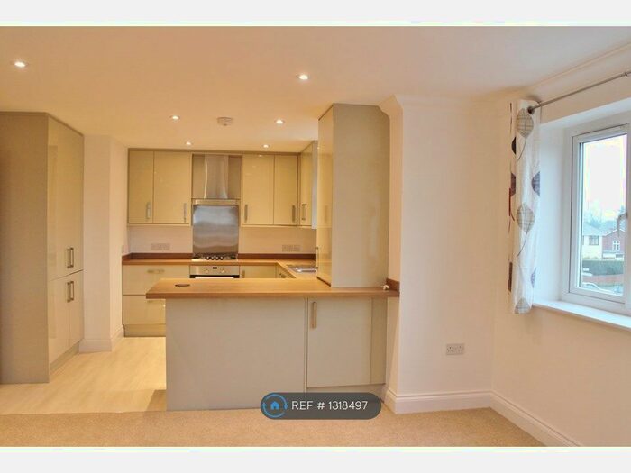 2 Bedroom Flat To Rent In Elm Road, Earley, Reading RG6