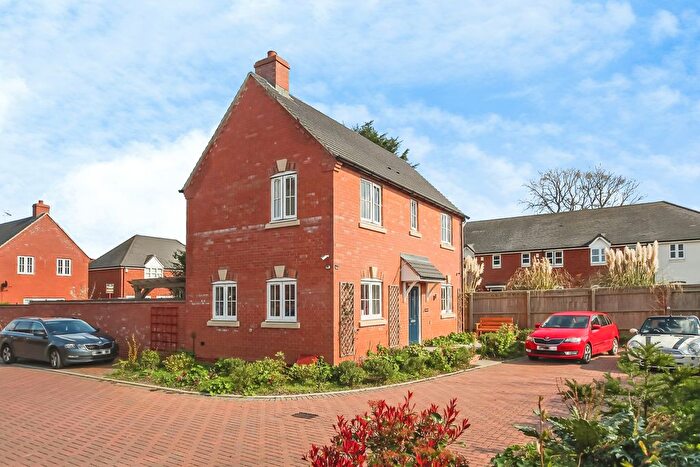 3 Bedroom Detached House For Sale In Dickens Close, Stratford-Upon-Avon, CV37