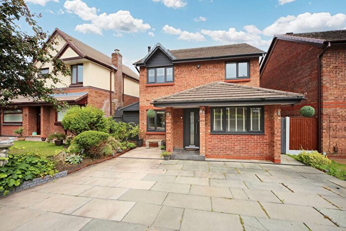 4 Bedroom Detached House For Sale In Whitecroft Road, Wigan, WN3