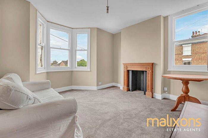 1 Bedroom Maisonette To Rent In Wandle Road, London, SW17