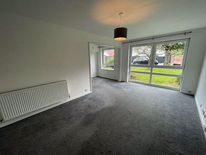 2 Bedroom Flat To Rent In Kyoto Court, Bognor Regis, PO21
