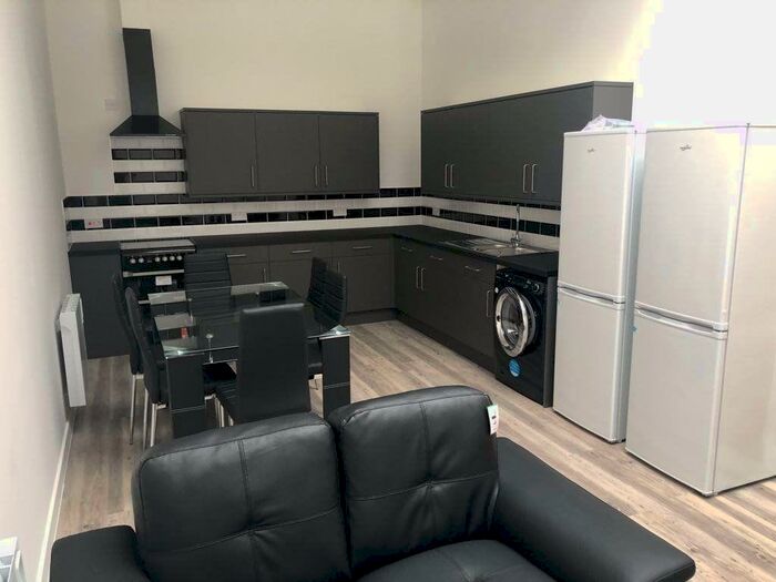 5 Bedroom Property To Rent In Market Place, Loughborough - Incl Bills, LE11