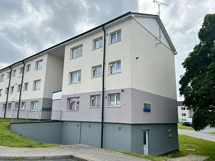 2 Bedroom Flat For Sale In Foxtor Close, Plymouth, Devon, PL5