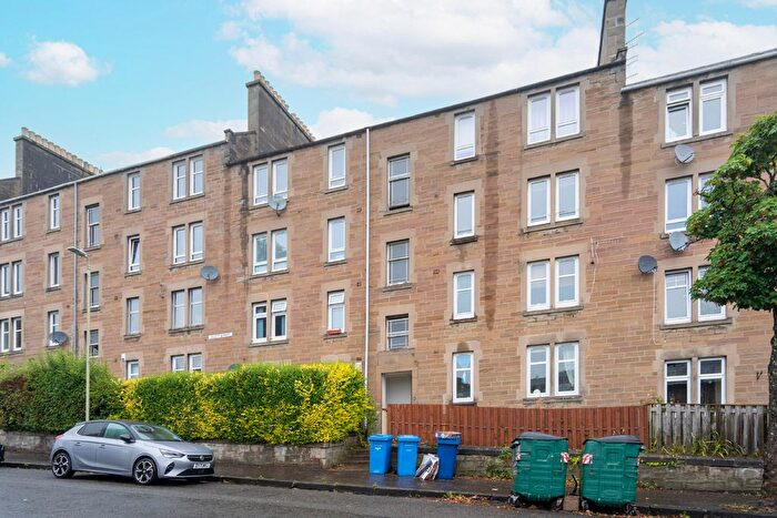 2 Bedroom Flat To Rent In Scott Street, Dundee, Angus, DD2