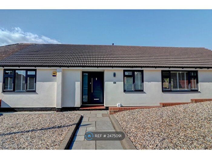 3 Bedroom Semi-Detached House To Rent In Lindsay Avenue, Hitchin, SG4