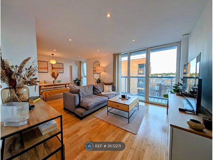 1 Bedroom Flat To Rent In Hargood House, London, SE10