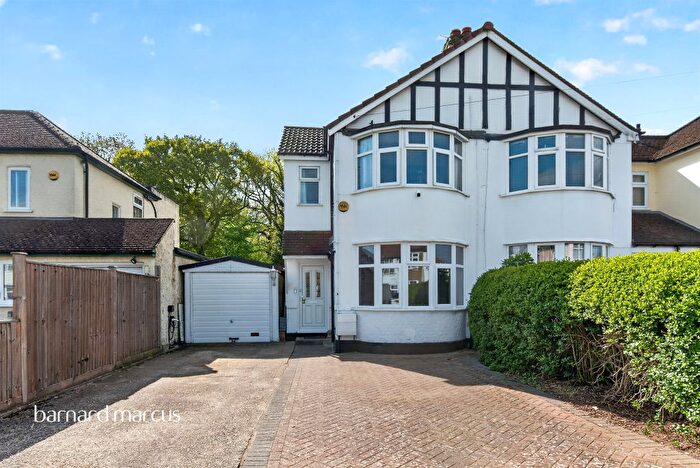 3 Bedroom Semi Detached House For Sale In Rollesby Road, Chessington, KT9