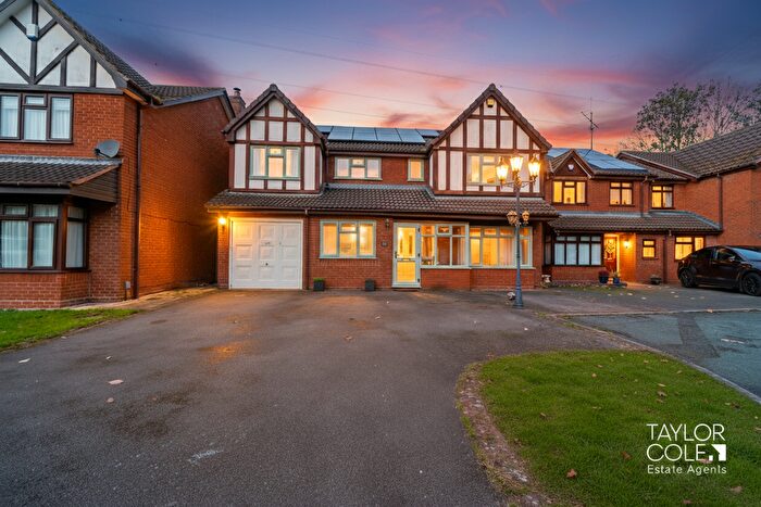 5 Bedroom Detached House For Sale In Longleat, Tamworth, B79