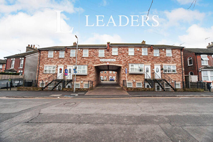 1 Bedroom Flat To Rent In Hudson Court -, LU6