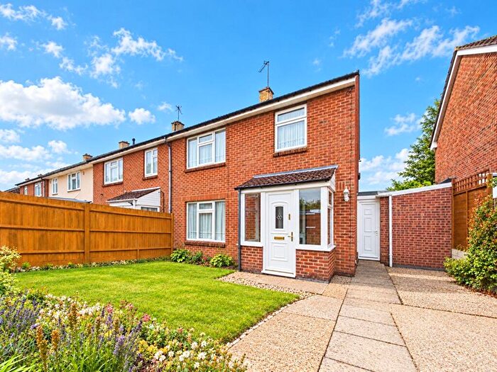 3 Bedroom End Of Terrace House For Sale In Coates Road, Southampton, SO19