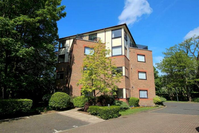 2 Bedroom Flat To Rent In Norfolk House, Stanmore, HA7